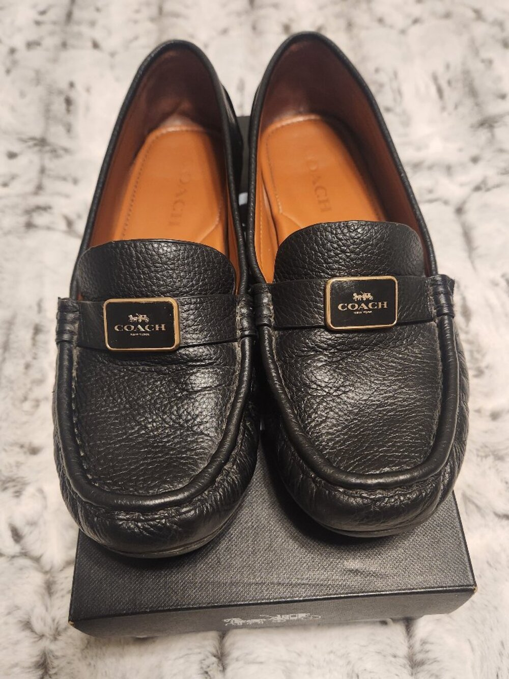 Coach Mona Driver Loafers Black Pebbled Leather Gold Logo Women's Size 8